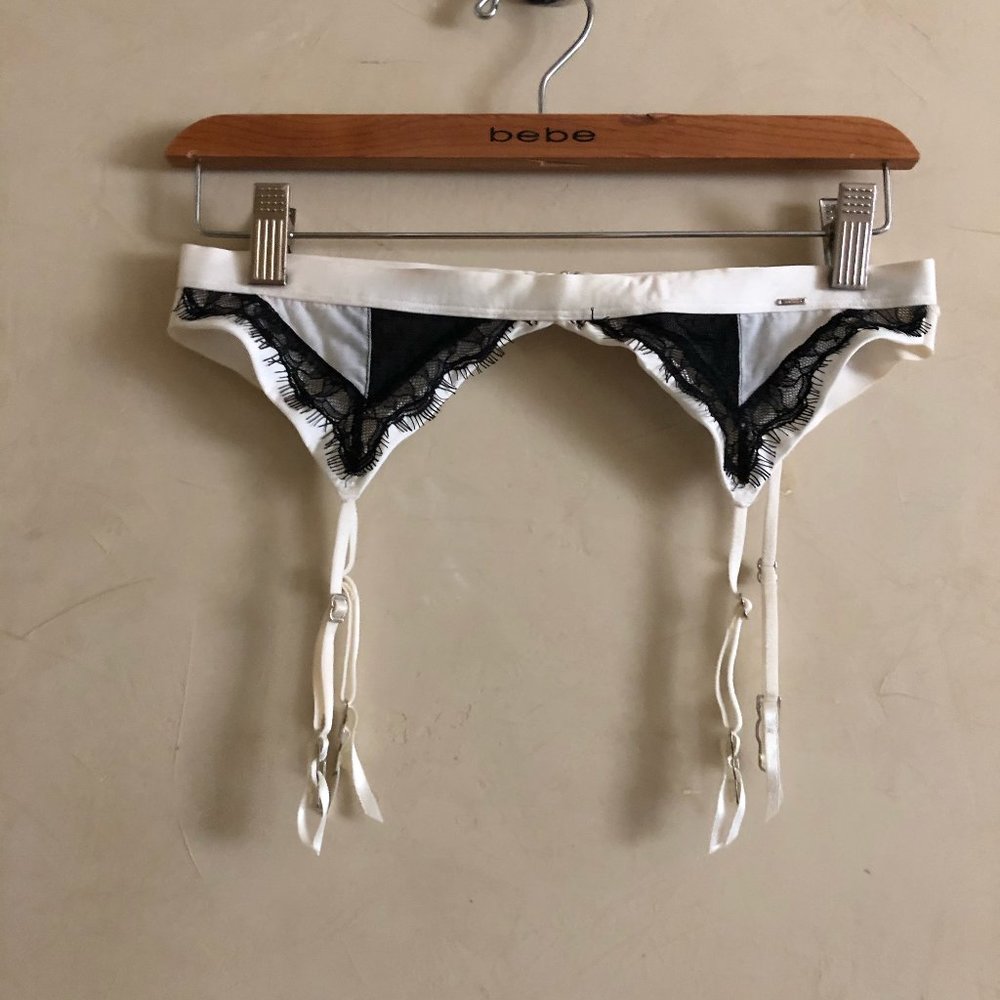 Victoria's Secret Garter Belt